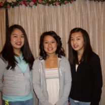 Nom Muas’ Daughters